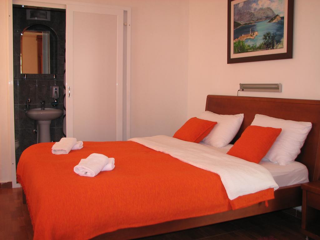 R-Club Old Town Apartments Budva Habitación foto